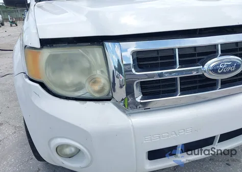 2011 Ford Escape Xlt z USA, uszkodzony, nr VIN 1FMCU9DG9BKA67440